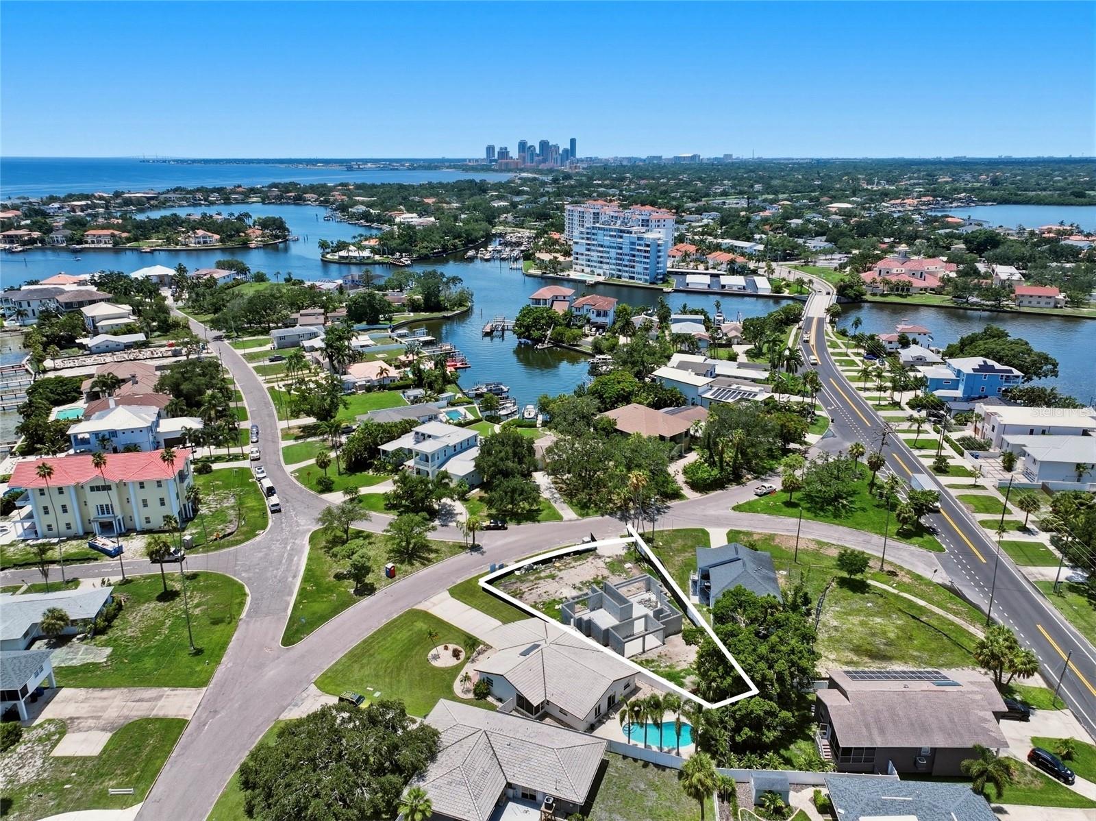 3406 BAYSHORE BLVD NE — photo 22