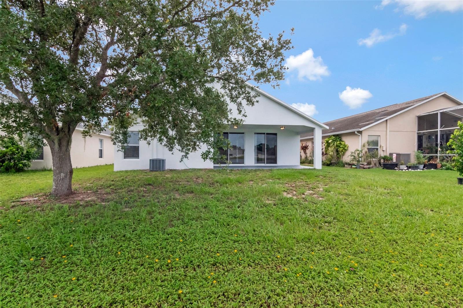 2313 LAWRENCE HALL ST — photo 31