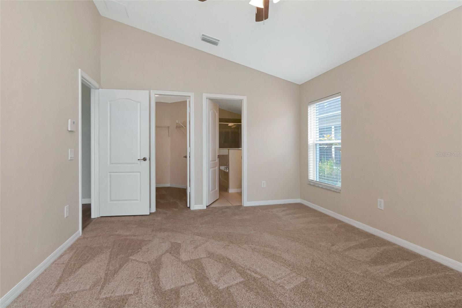 2313 LAWRENCE HALL ST — photo 8