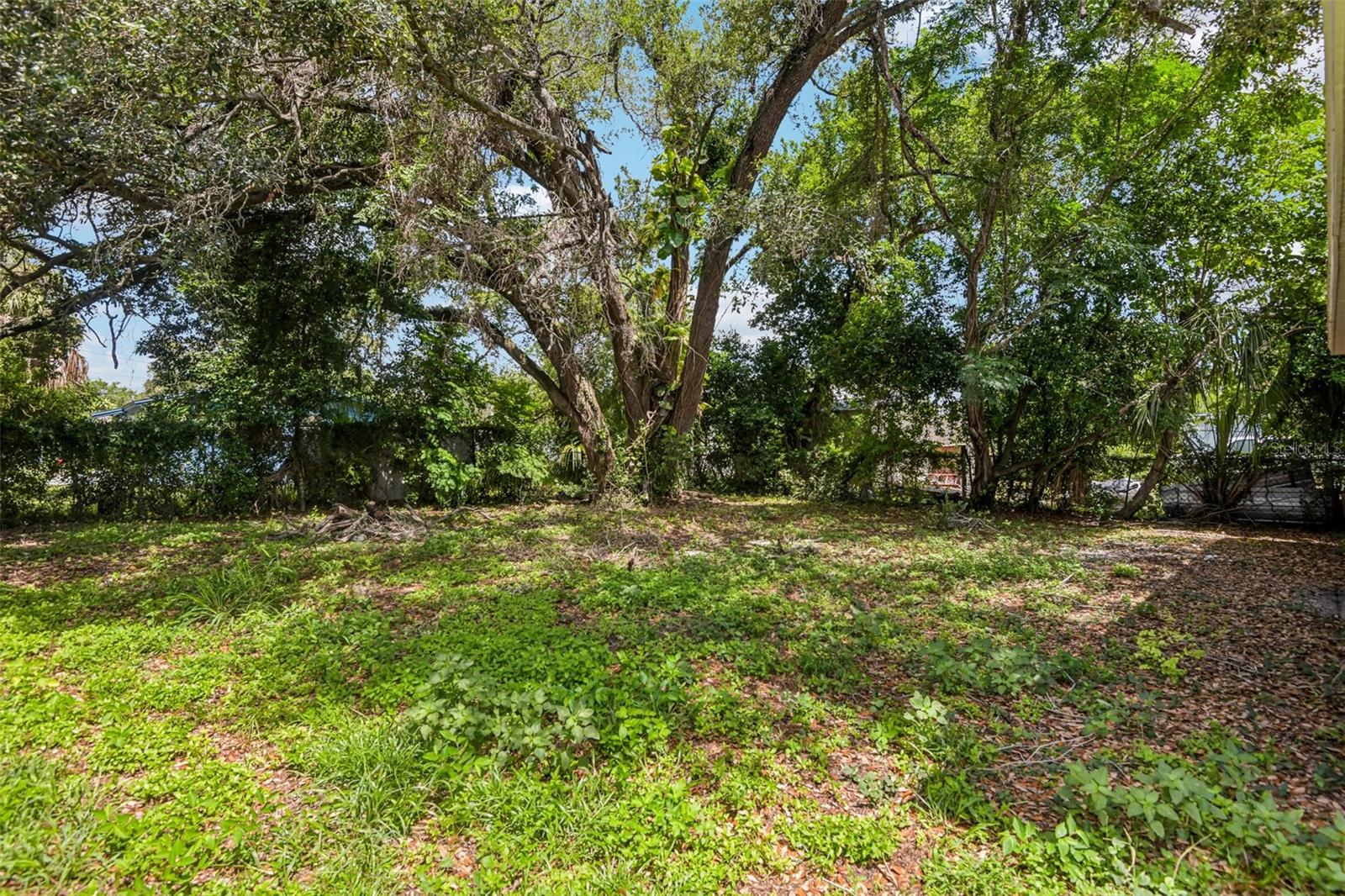 3808 N WHITTIER ST — photo 24