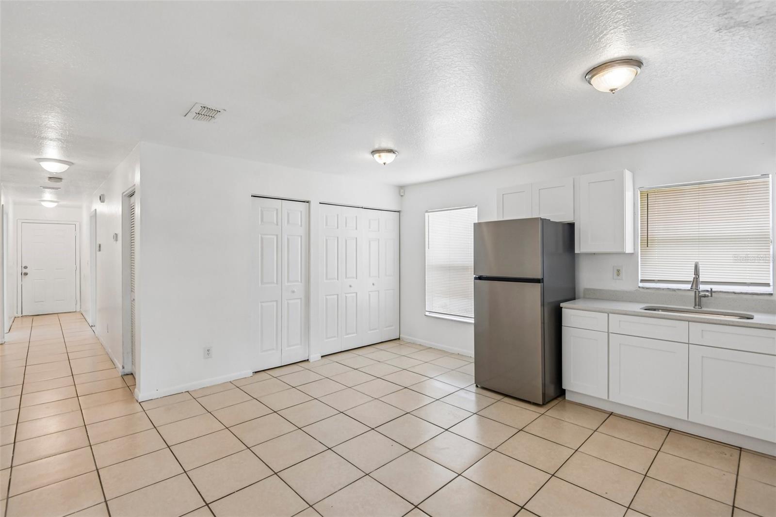 3808 N WHITTIER ST — photo 9