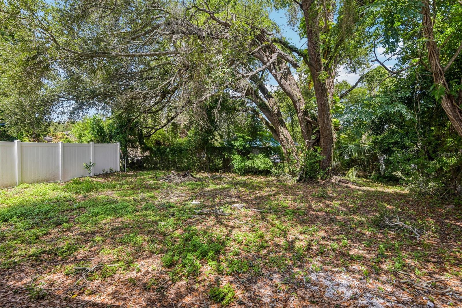 3808 N WHITTIER ST — photo 23