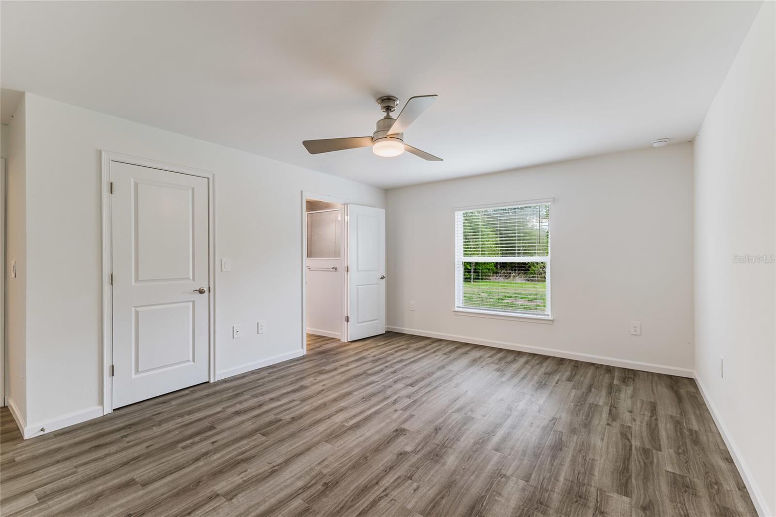 4127 CONUS AVE — photo 15