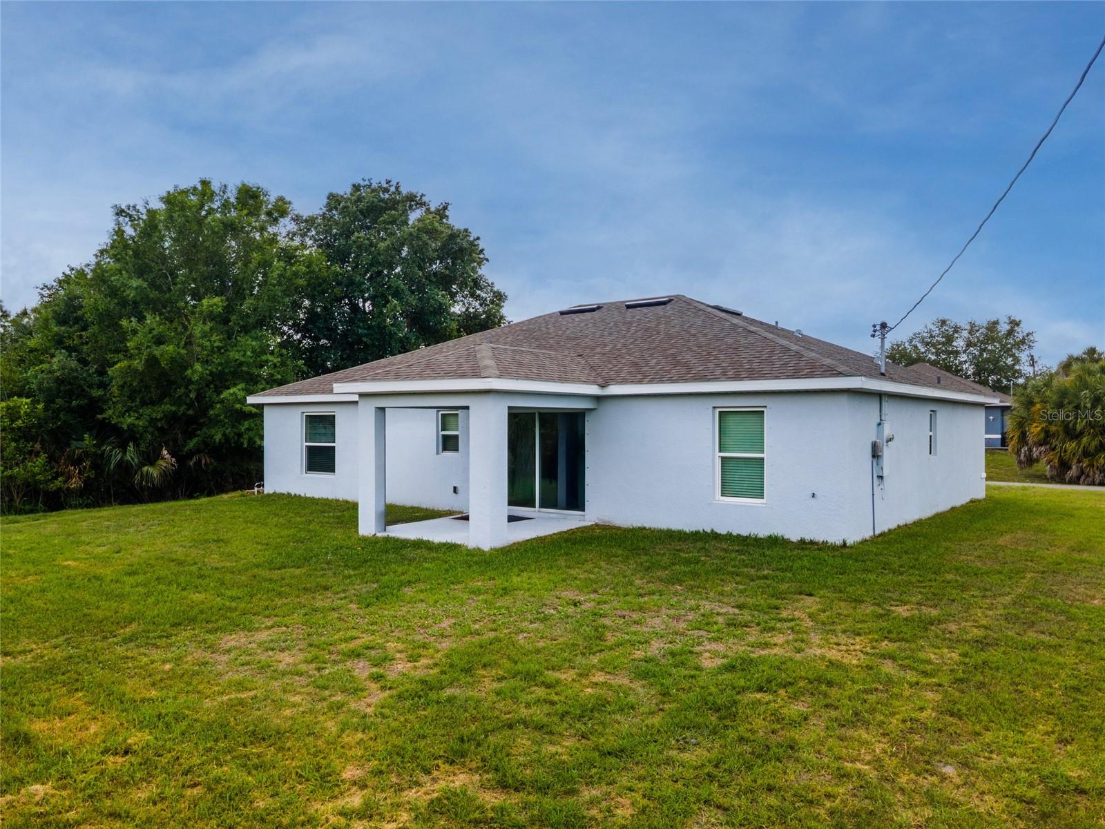4127 CONUS AVE — photo 5