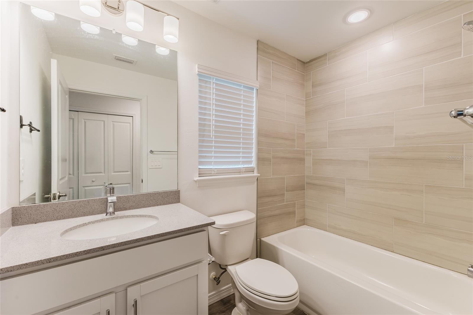 4127 CONUS AVE — photo 20