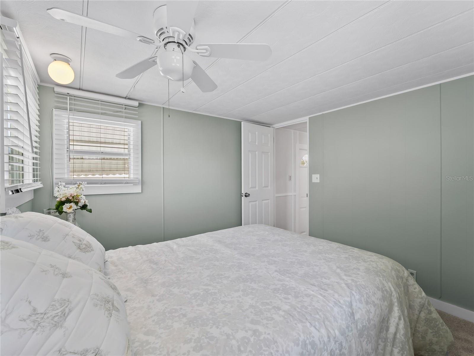 3402 SHINGLE OAK TER — photo 11