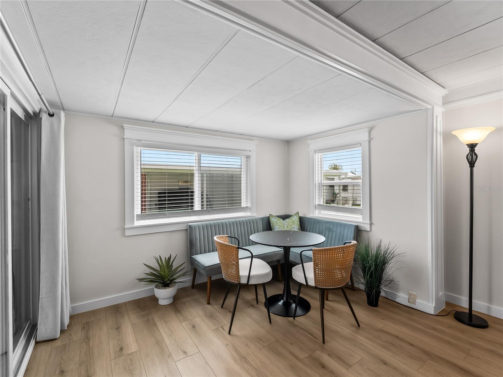 3402 SHINGLE OAK TER — photo 21