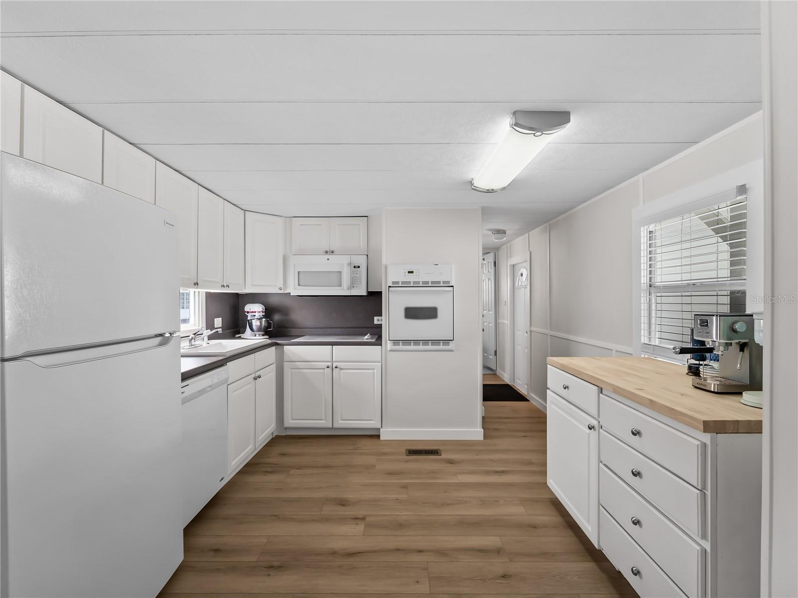 3402 SHINGLE OAK TER — photo 16