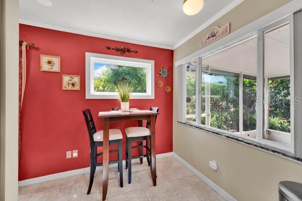 133 STAFFORD CIR — photo 10