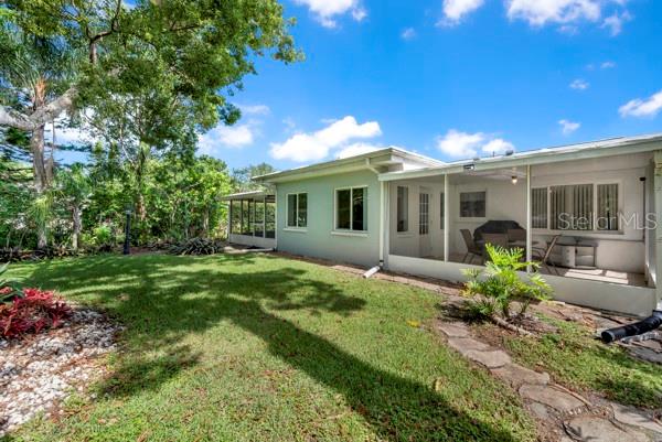 133 STAFFORD CIR — photo 24