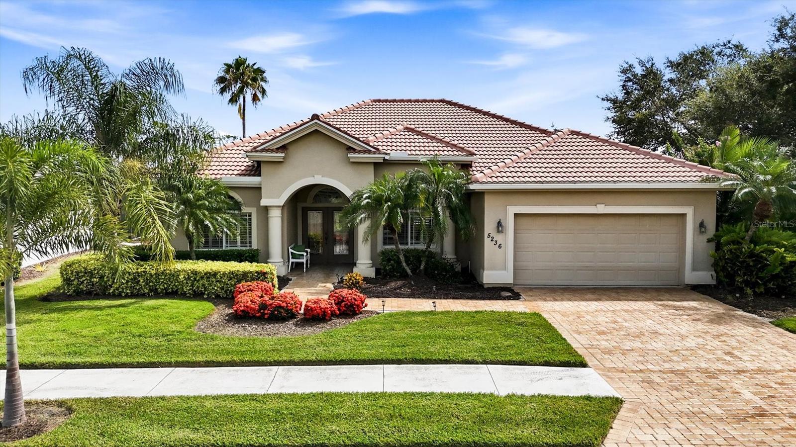5236 PINE SHADOW LN — photo 6
