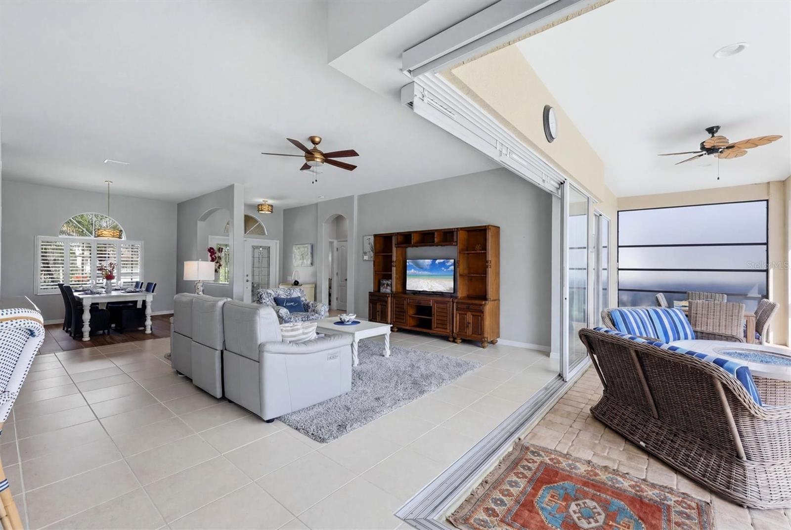 5236 PINE SHADOW LN — photo 14