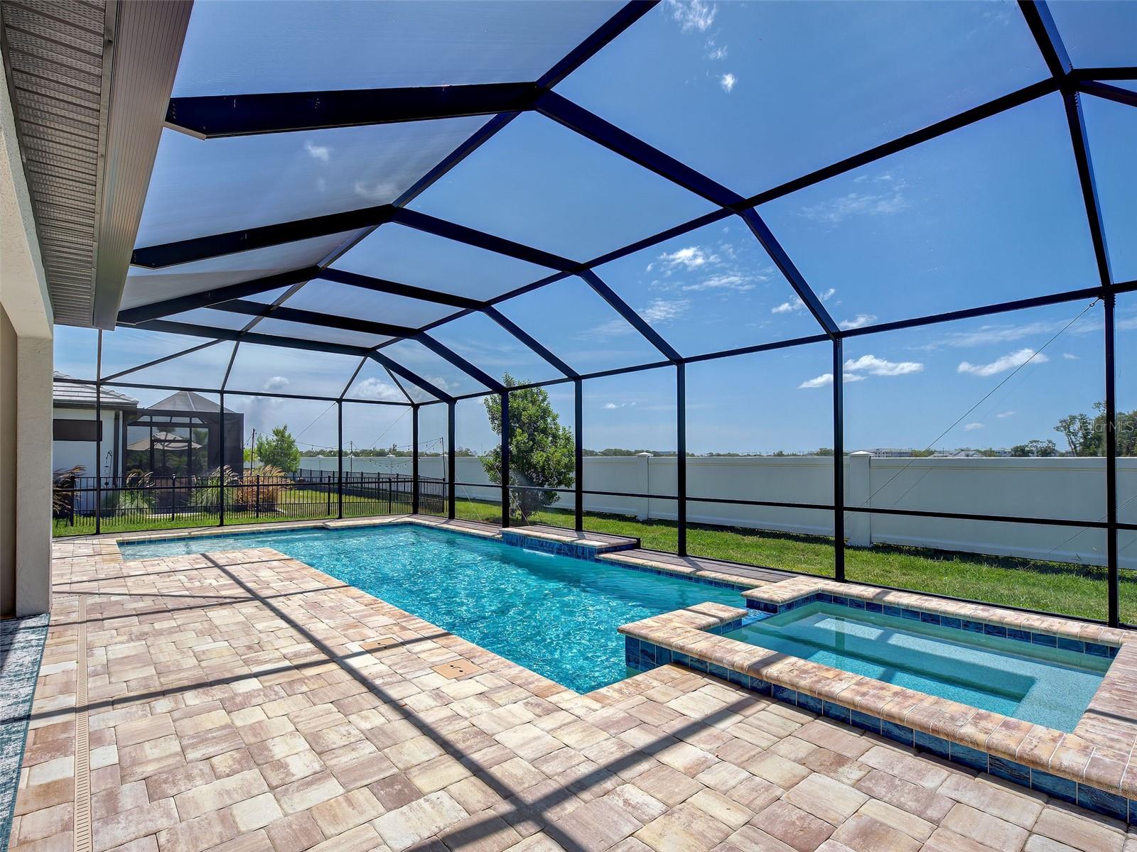 1684 LUGANO CIR — photo 49