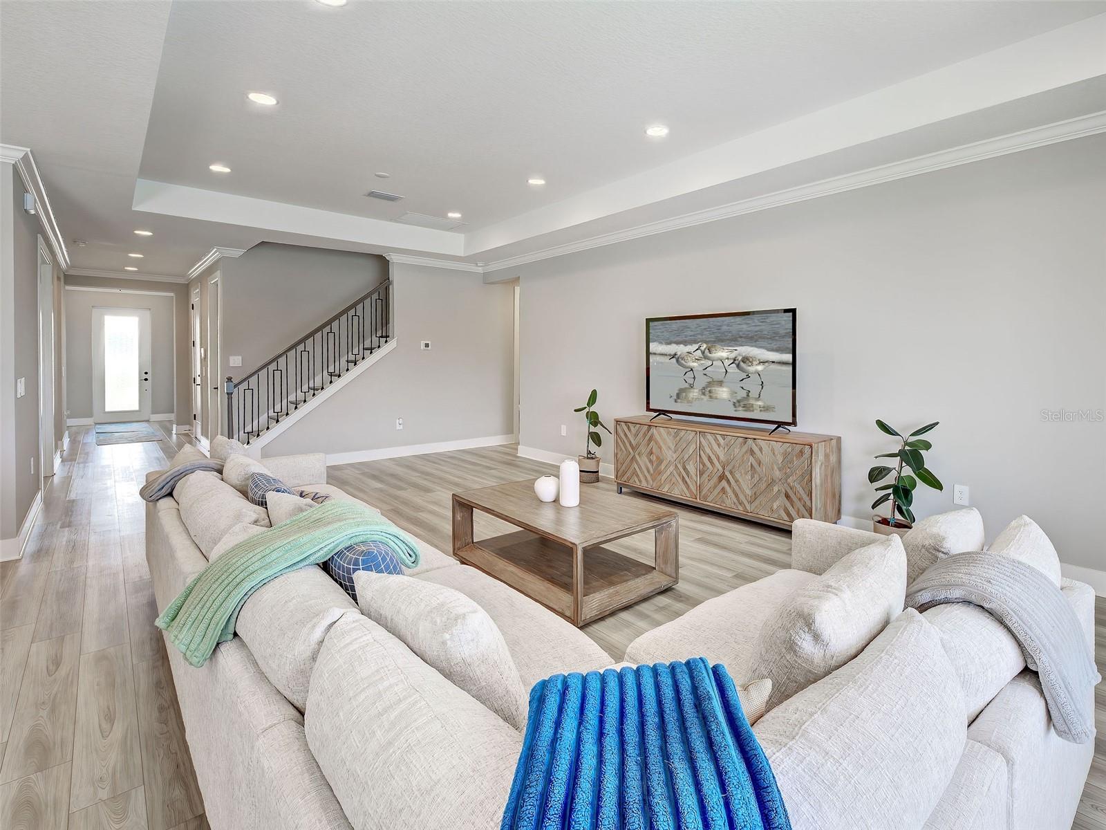 1684 LUGANO CIR — photo 11