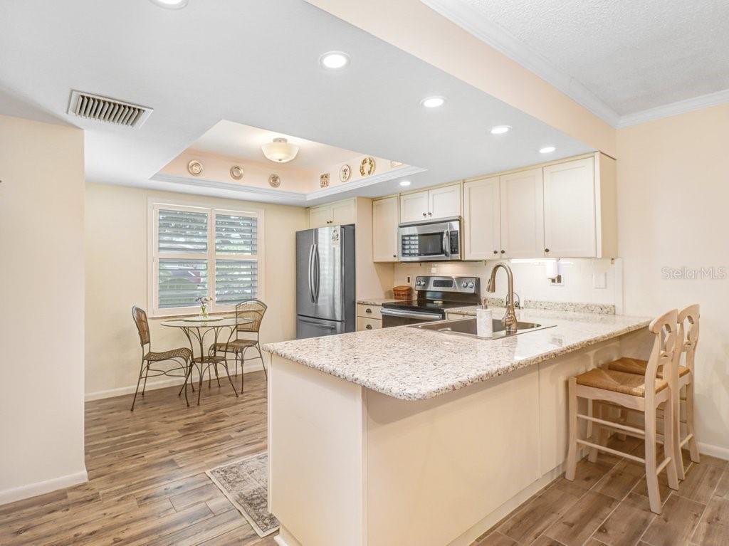 9247 GOLF VIEW DR #9247 — photo 8