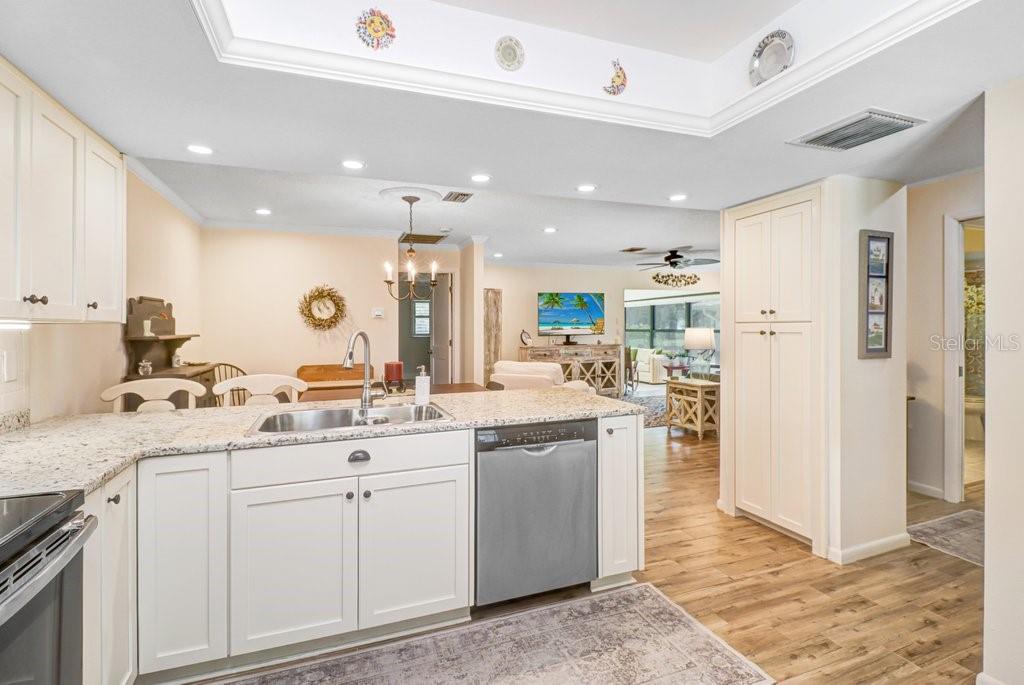 9247 GOLF VIEW DR #9247 — photo 7