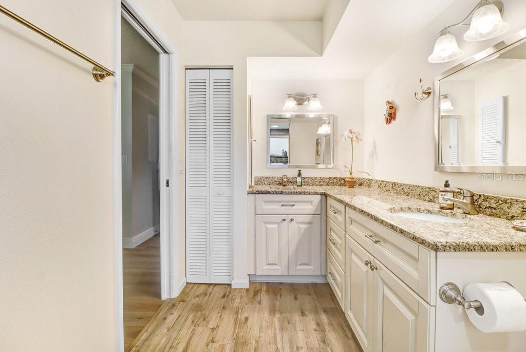 9247 GOLF VIEW DR #9247 — photo 18