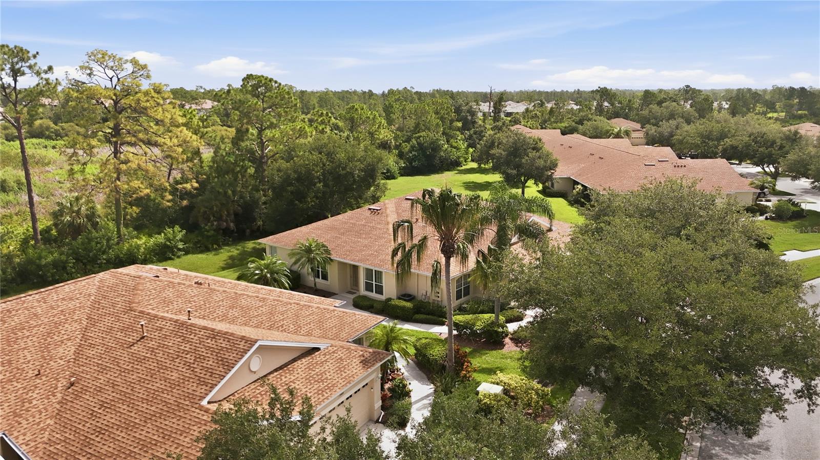 2462 MAGNOLIA CIR — photo 47