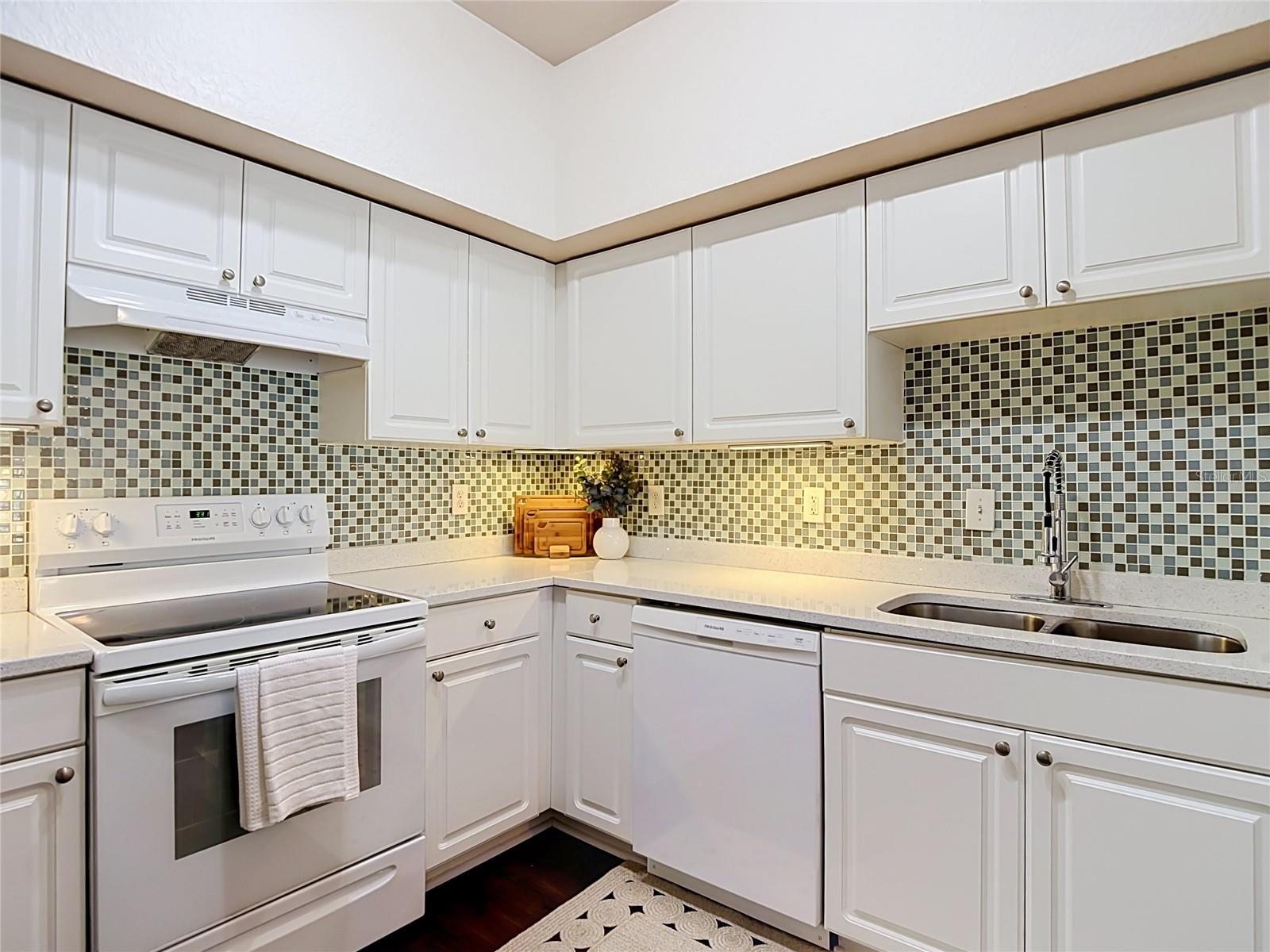501 S MOODY AVE #1139B — photo 4