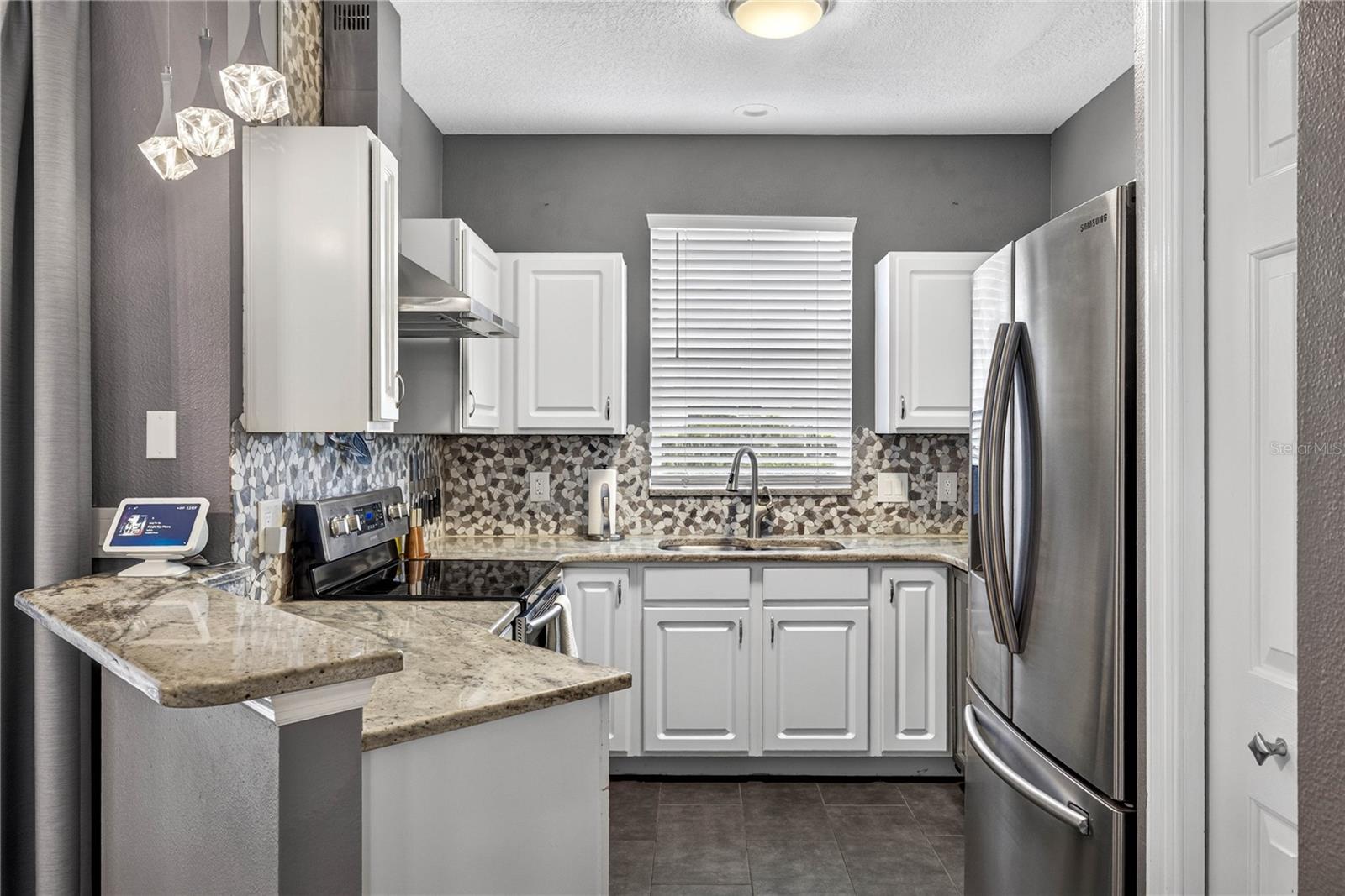 12315 COUNTRY WHITE CIR — photo 8