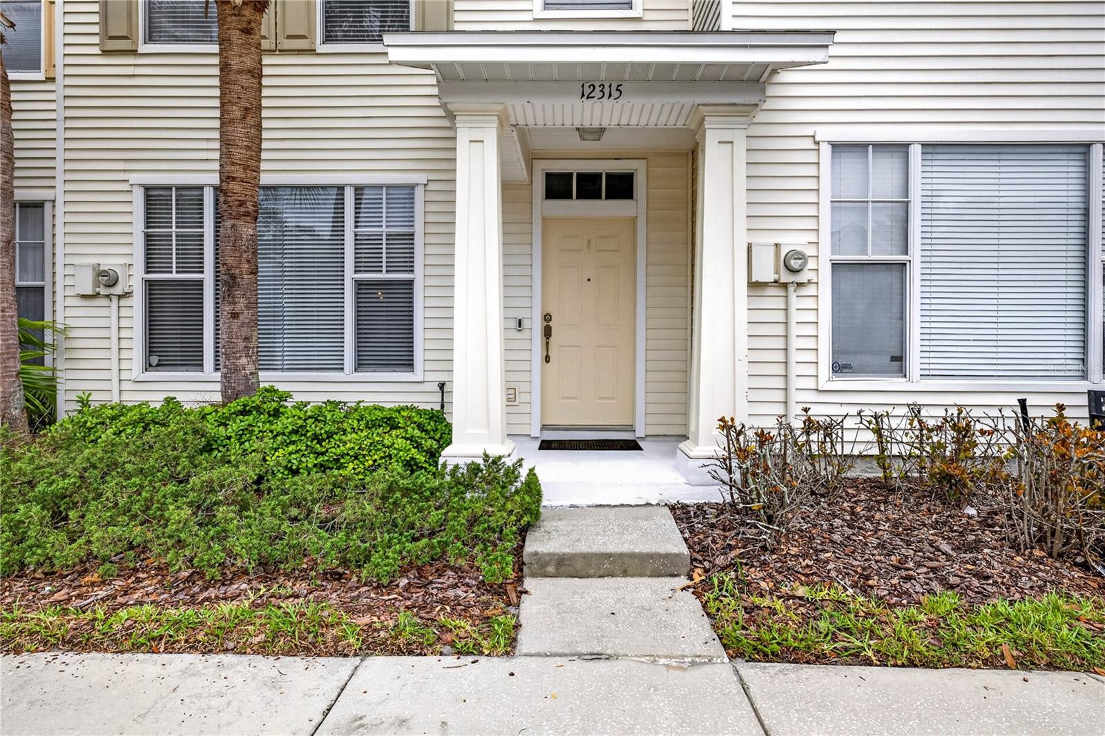 12315 COUNTRY WHITE CIR — photo 2