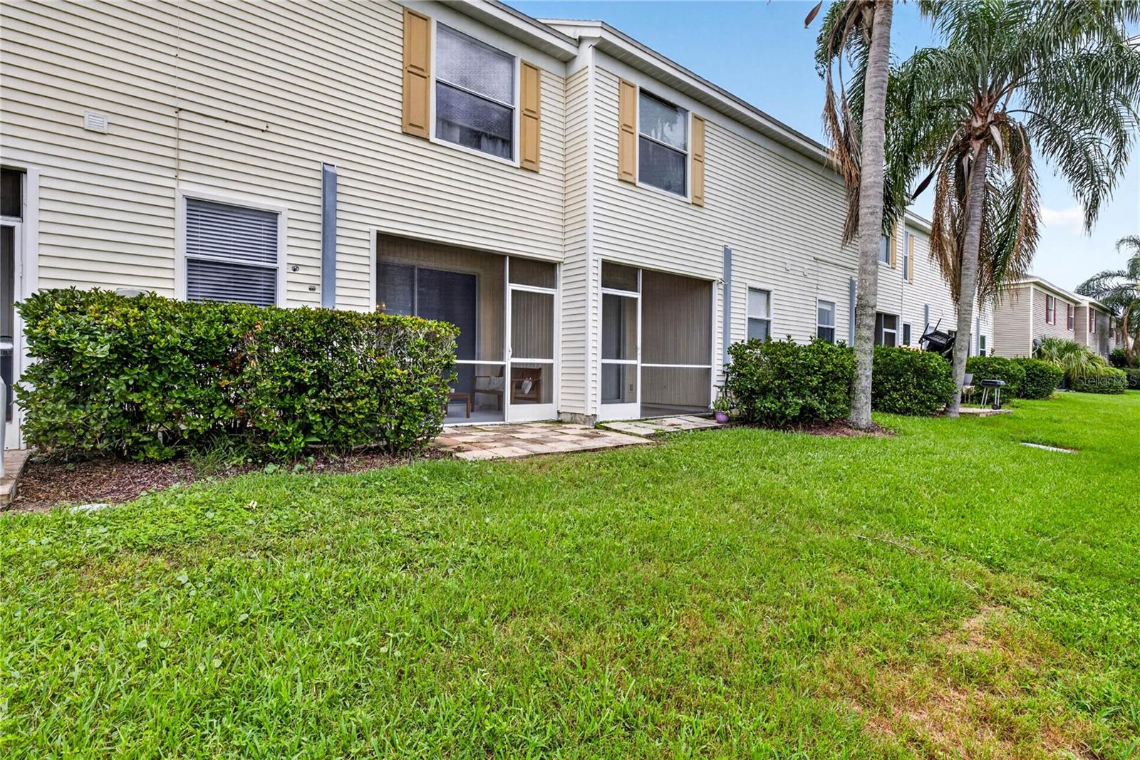 12315 COUNTRY WHITE CIR — photo 32