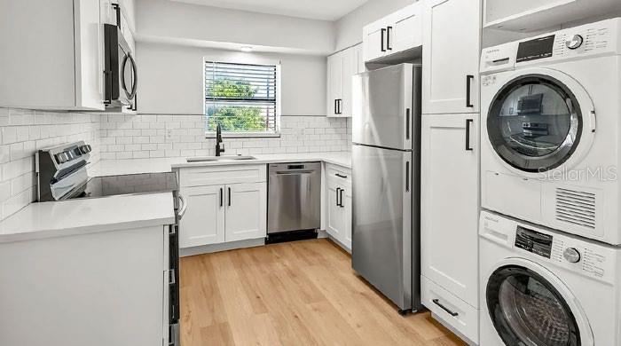 300 S NIMBUS AVE — photo 9