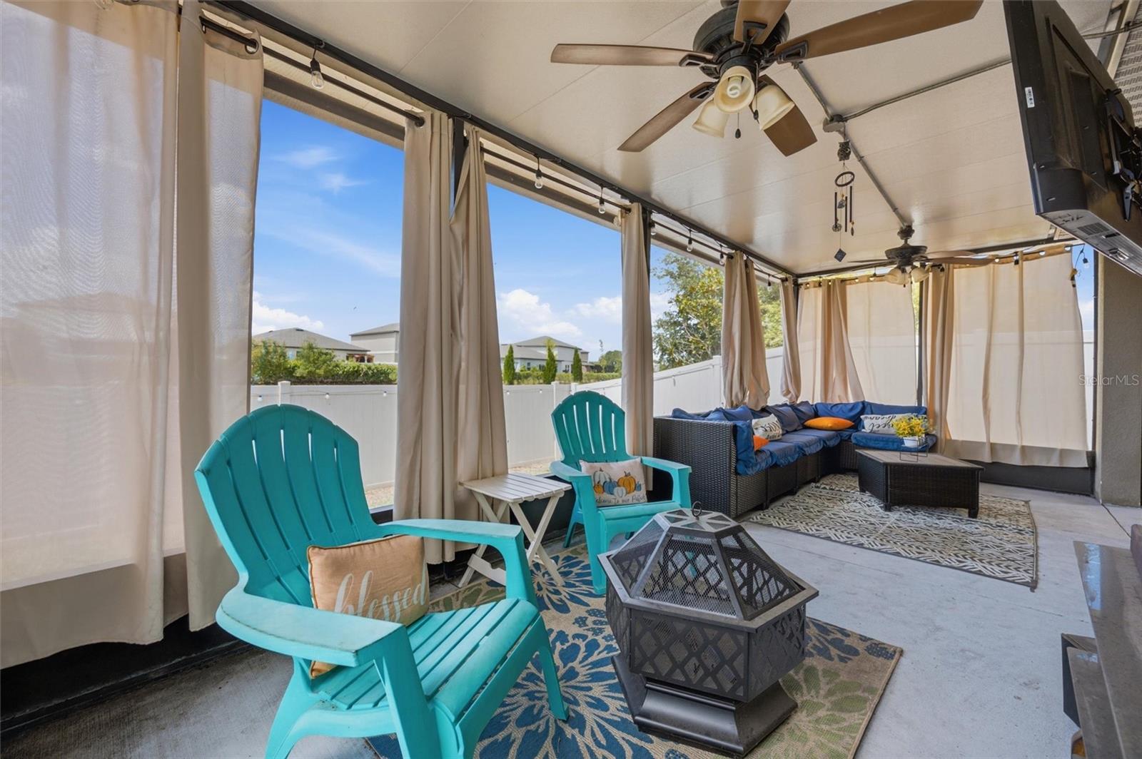 1111 SEMINOLE SKY DR — photo 22