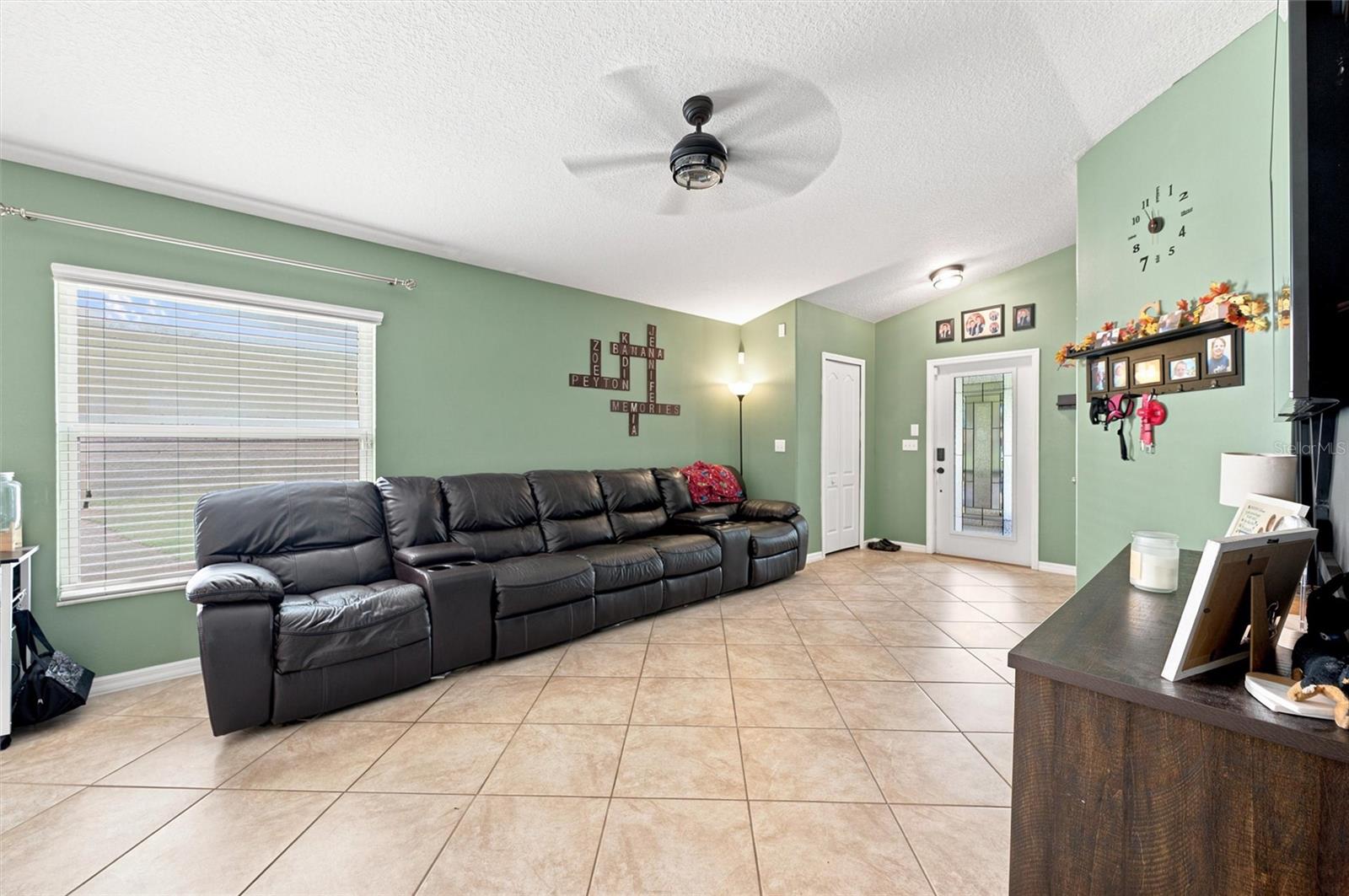 1111 SEMINOLE SKY DR — photo 7