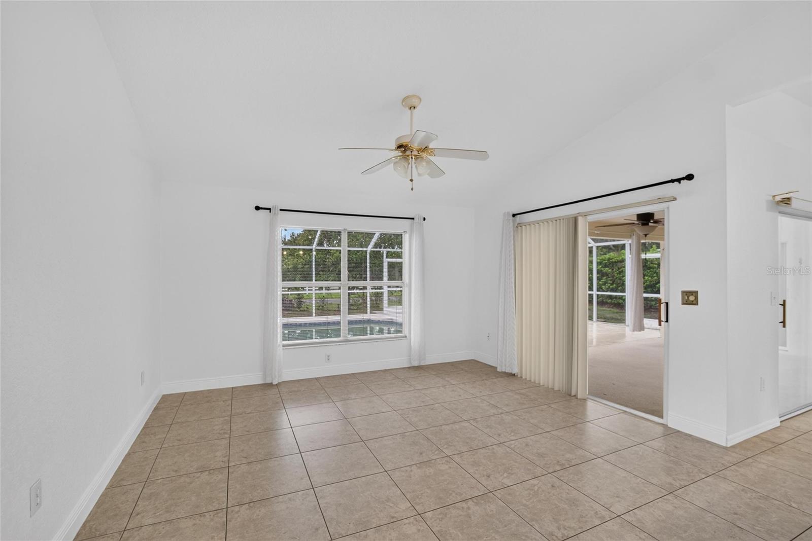 3212 CONCORD WAY — photo 39