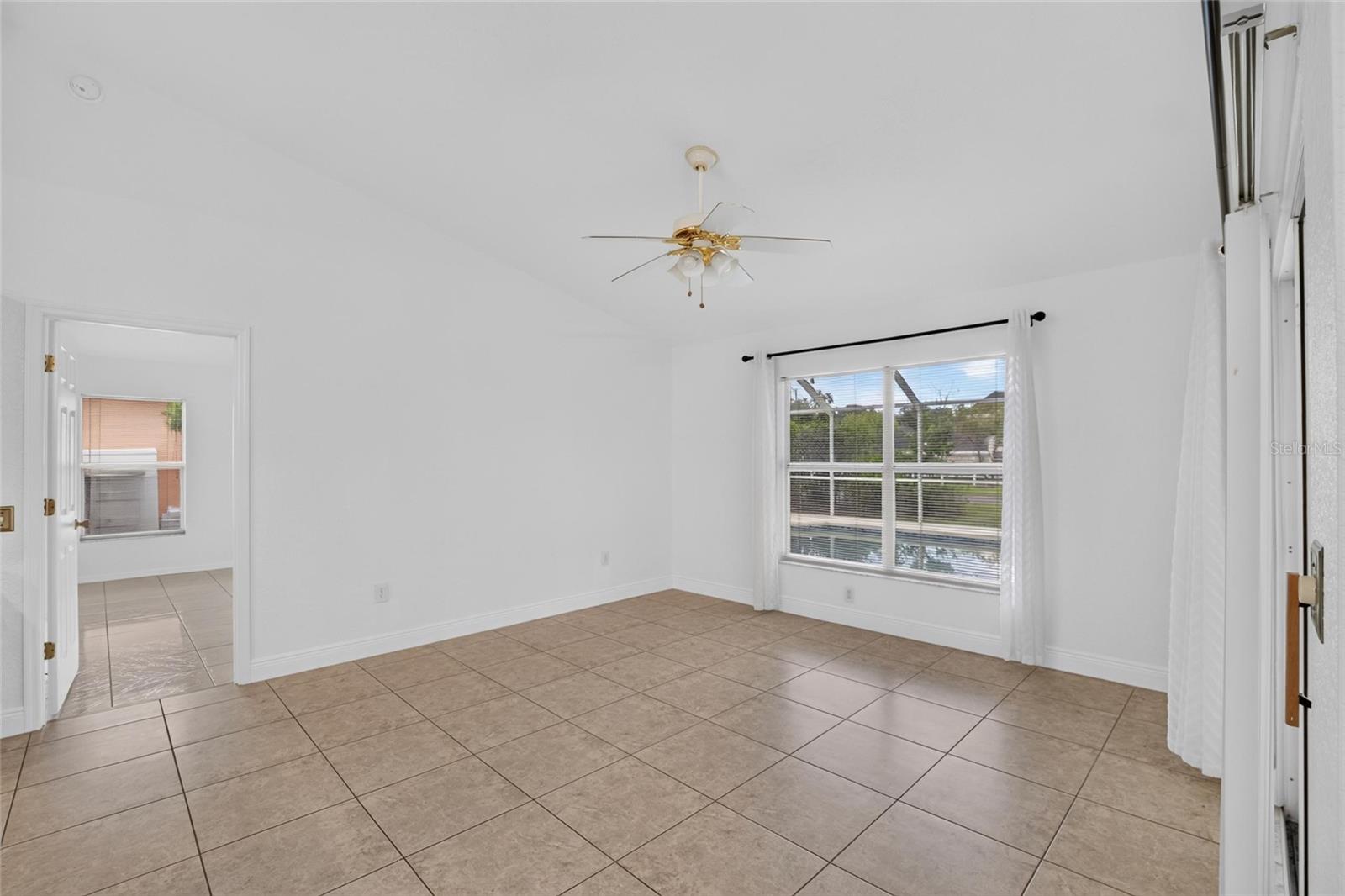 3212 CONCORD WAY — photo 40