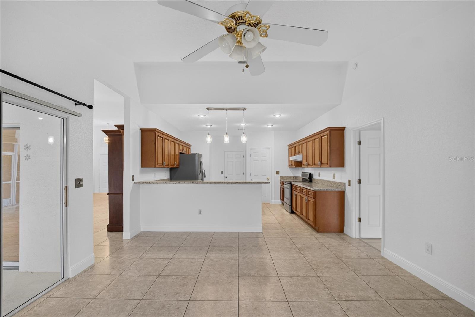 3212 CONCORD WAY — photo 18