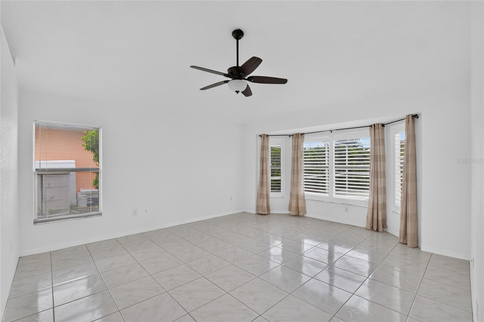 3212 CONCORD WAY — photo 41