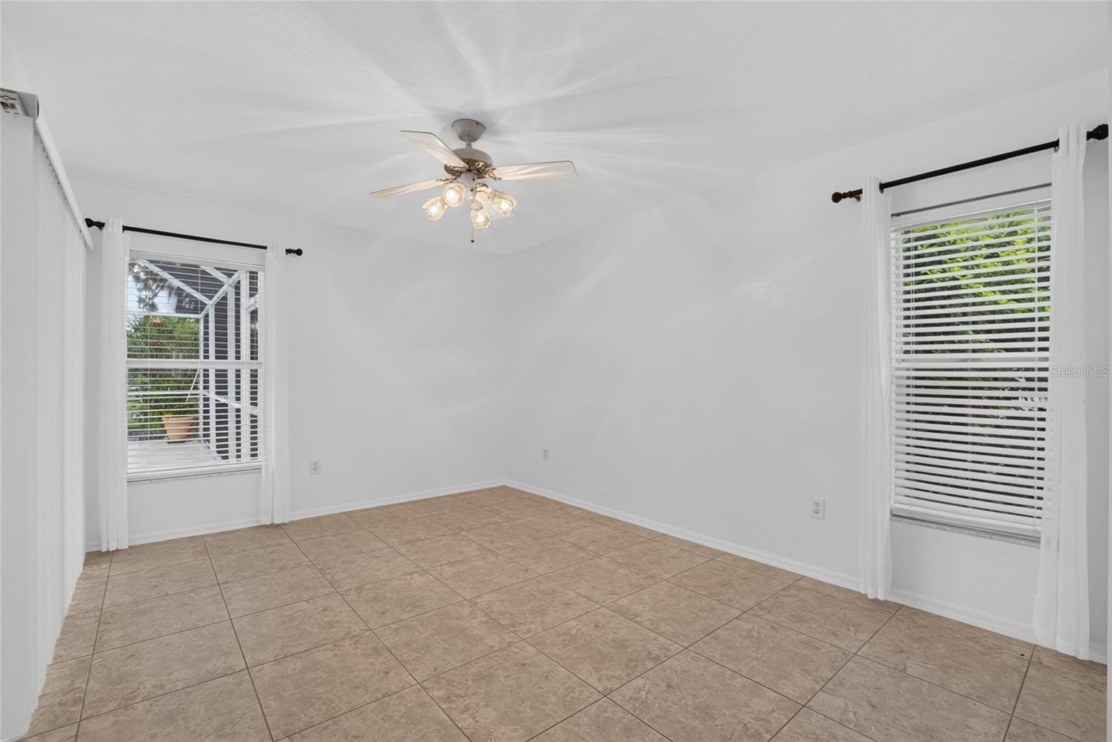 3212 CONCORD WAY — photo 33