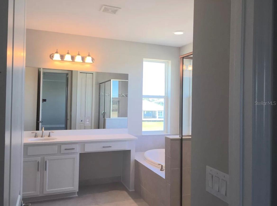 30791 LINDENTREE DR — photo 9