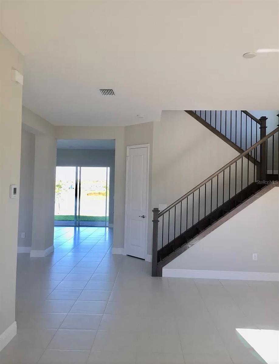30791 LINDENTREE DR — photo 6