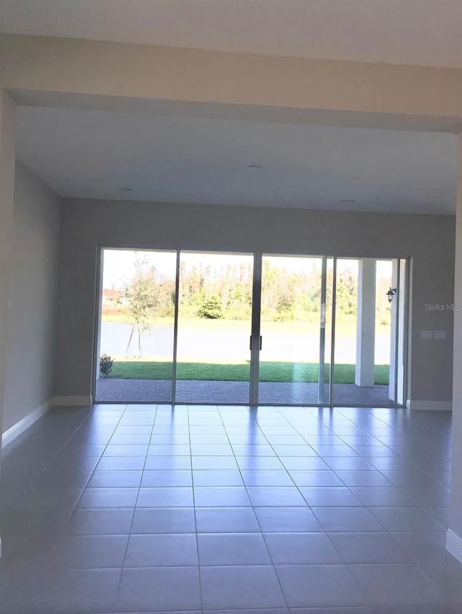 30791 LINDENTREE DR — photo 7