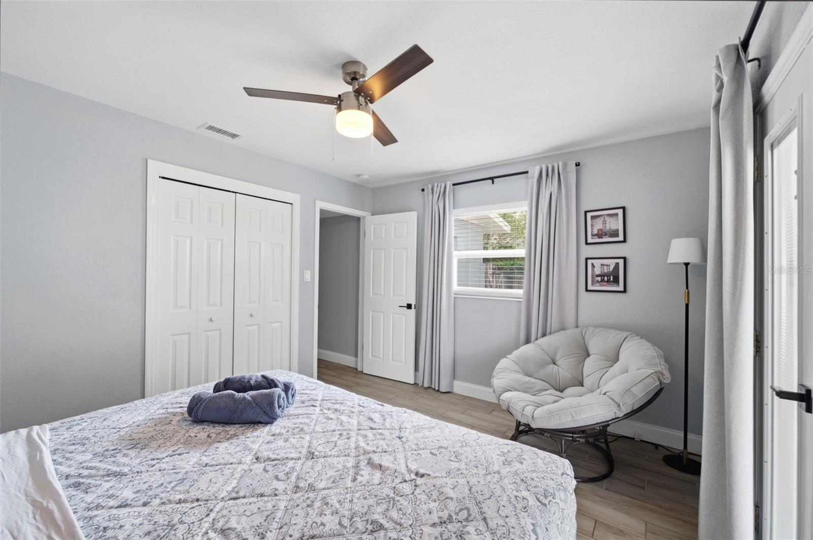 3147 W CORDELIA ST — photo 21