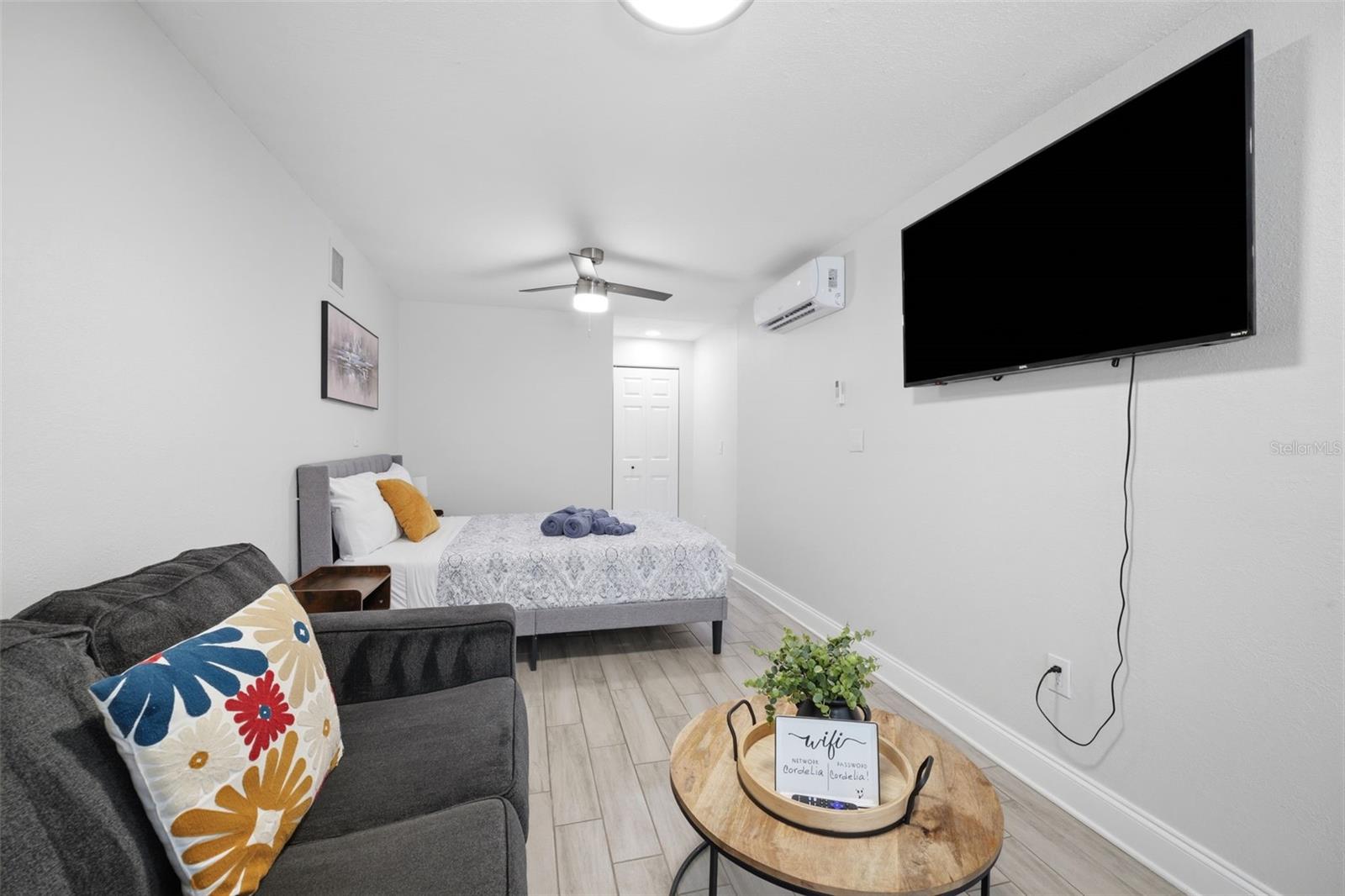 3147 W CORDELIA ST — photo 30