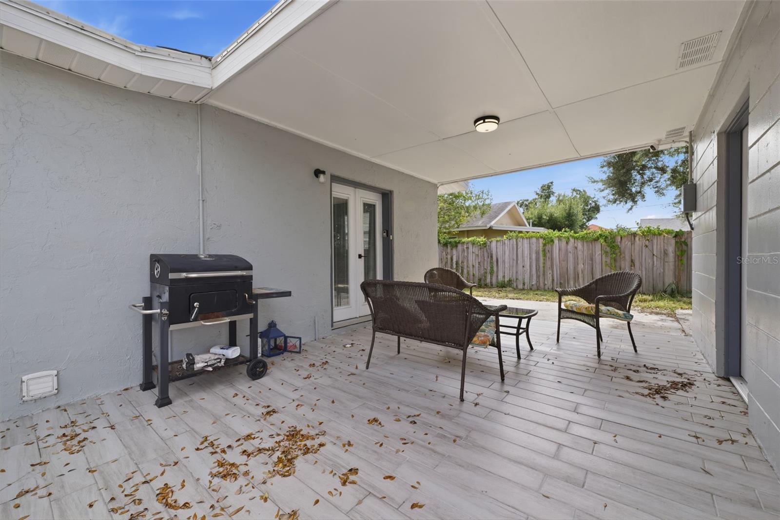 3147 W CORDELIA ST — photo 36