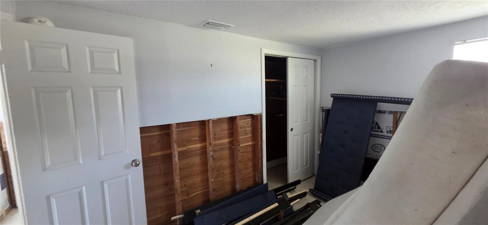 13324 CAROL DR — photo 19