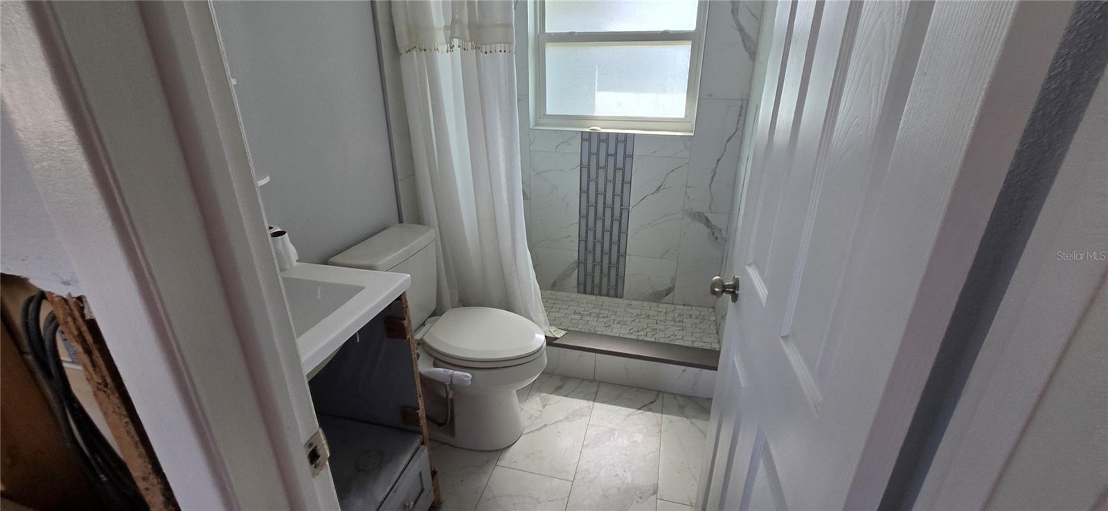 13324 CAROL DR — photo 11