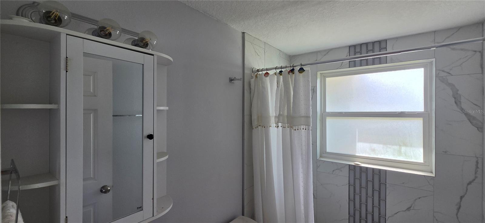 13324 CAROL DR — photo 13