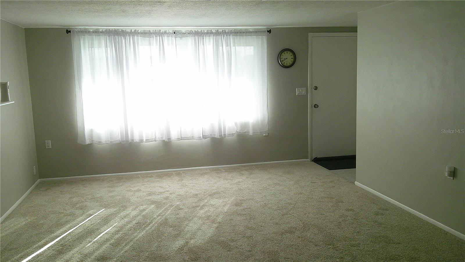 1203 CHANCELLOR DR — photo 4