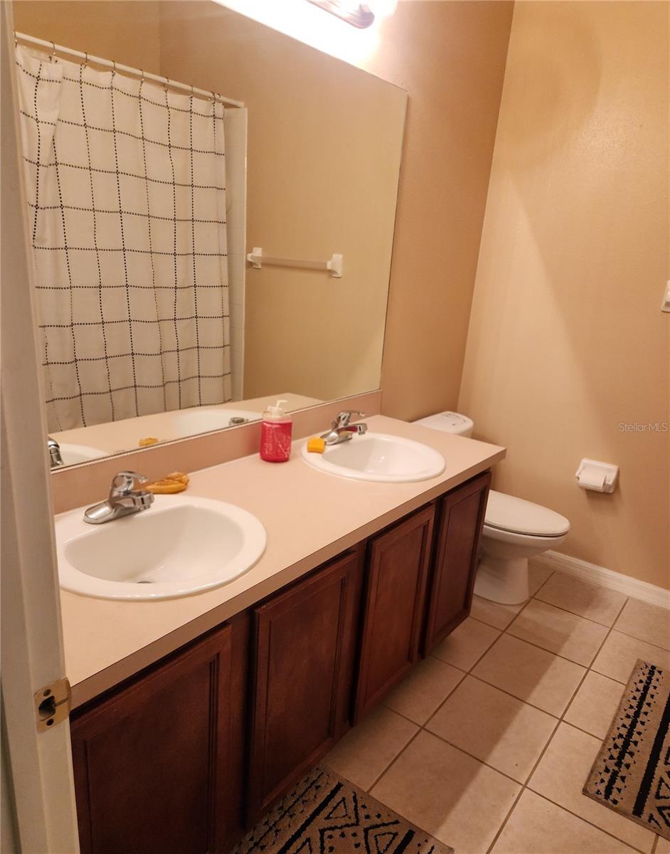 9611 CARLSDALE DR — photo 16