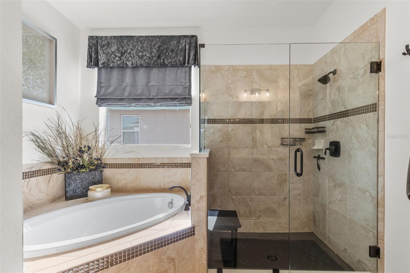 13627 ARTESA BELL DR — photo 38