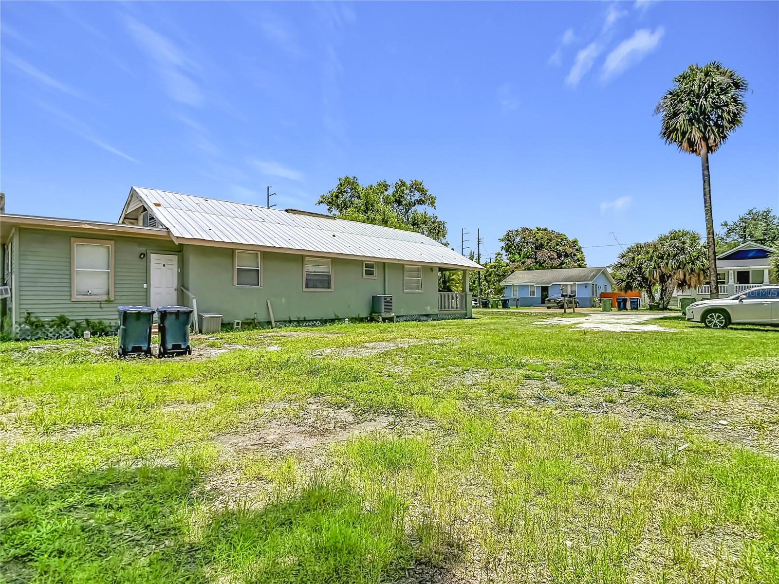 2020 DAVIS ST — photo 19