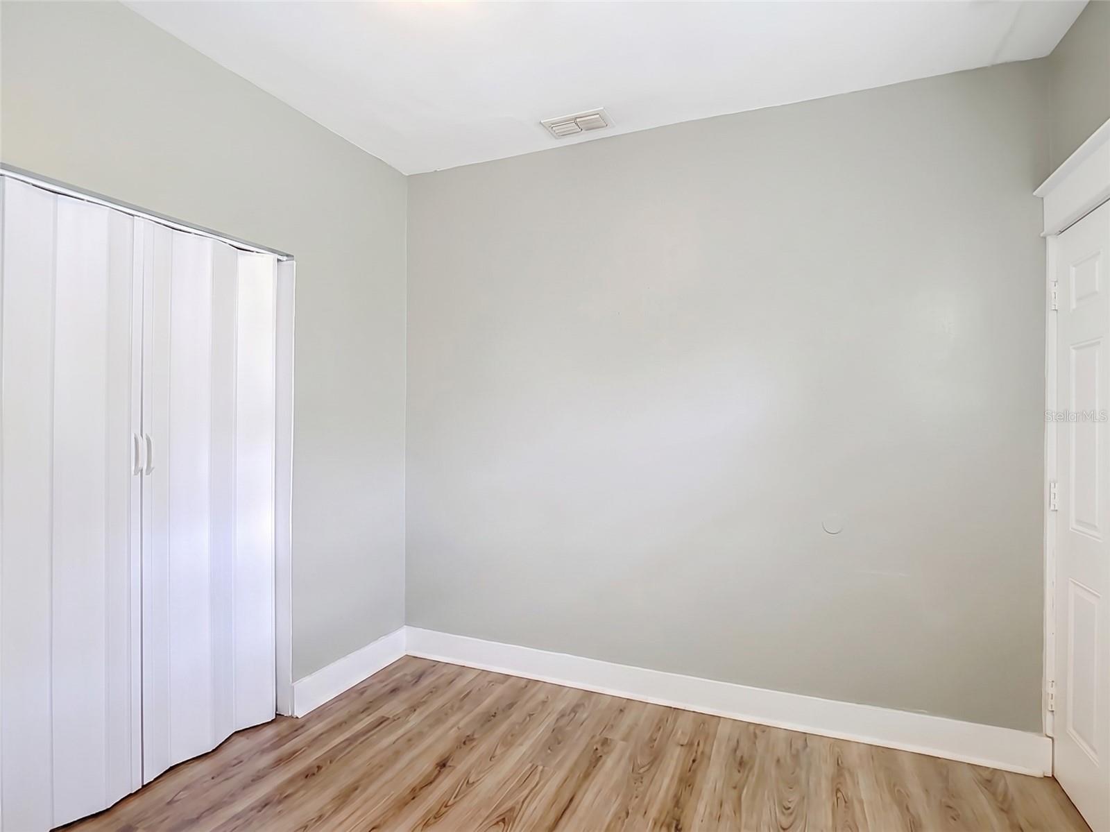 2020 DAVIS ST — photo 10