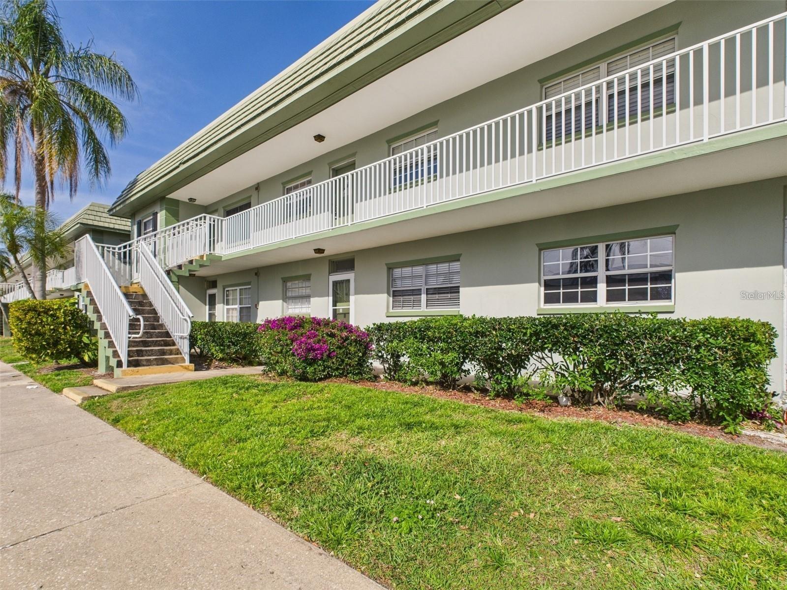 1433 S BELCHER RD #G1 — photo 2