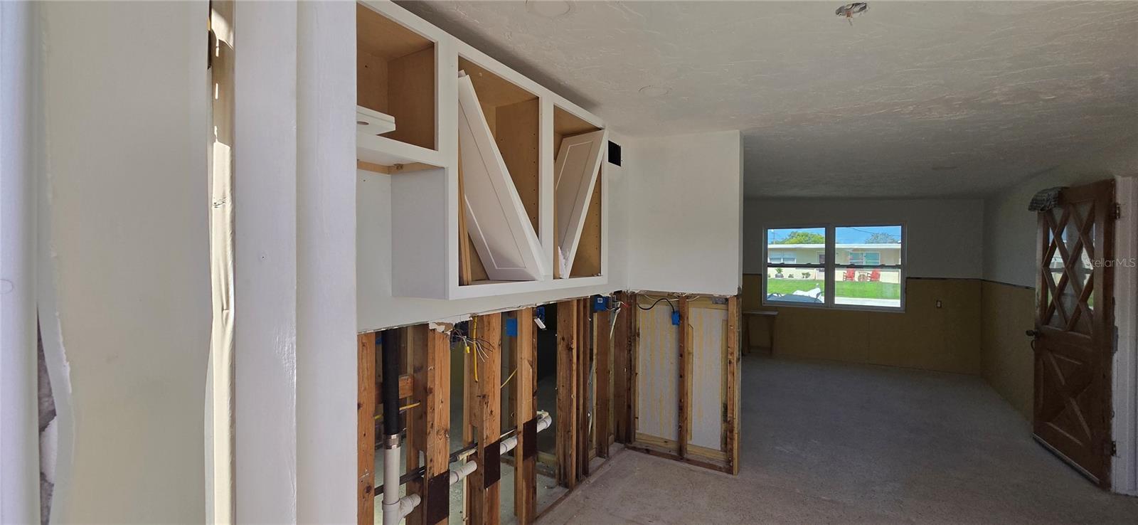 13320 CAROL DR — photo 19